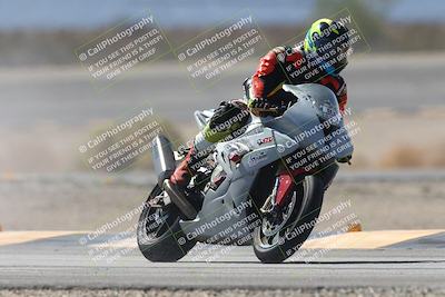 media/Oct-02-2025-Racers Edge (Thu) [[2c91cb6ab3]]/3-B Group/Session 2-Turn 14 (11am)/